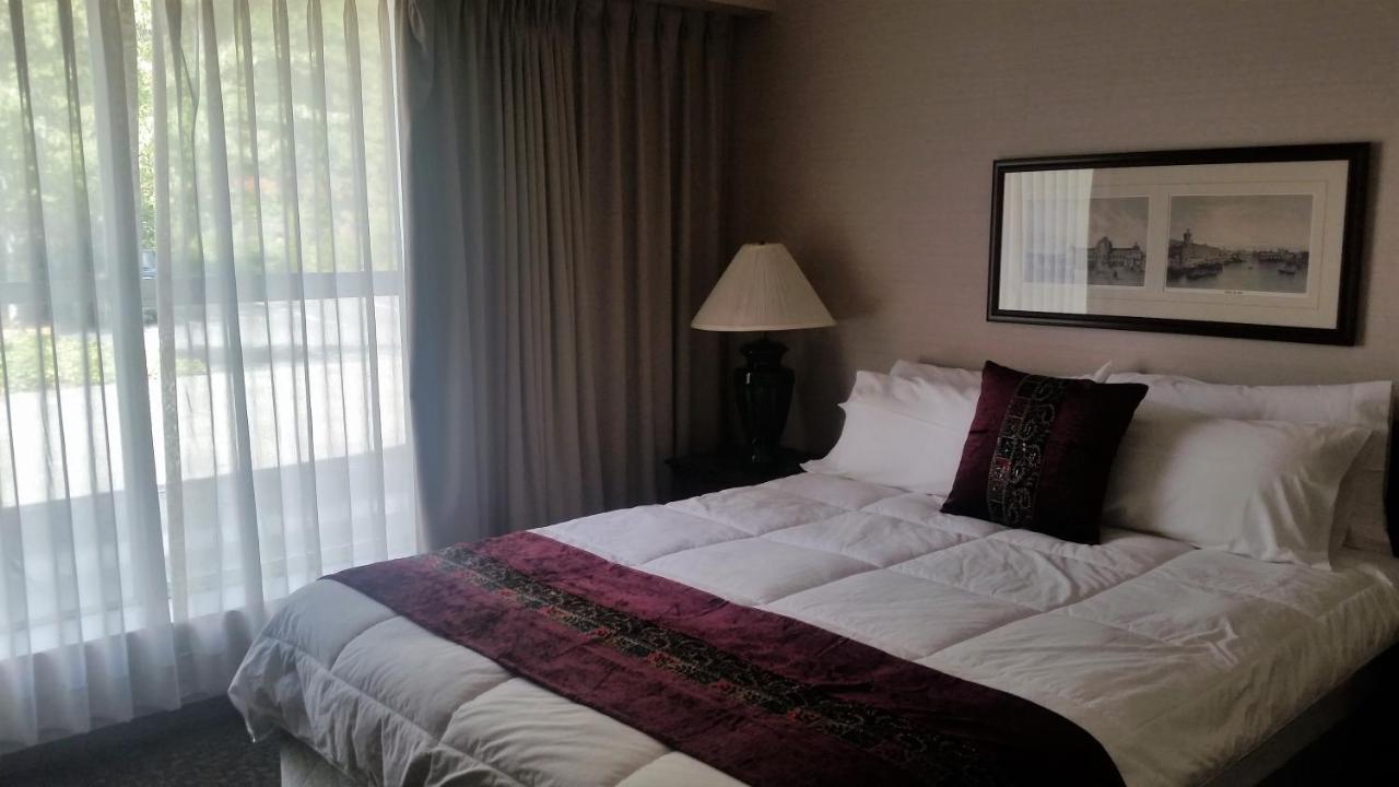 Totem Lake Hotel Kirkland Dış mekan fotoğraf