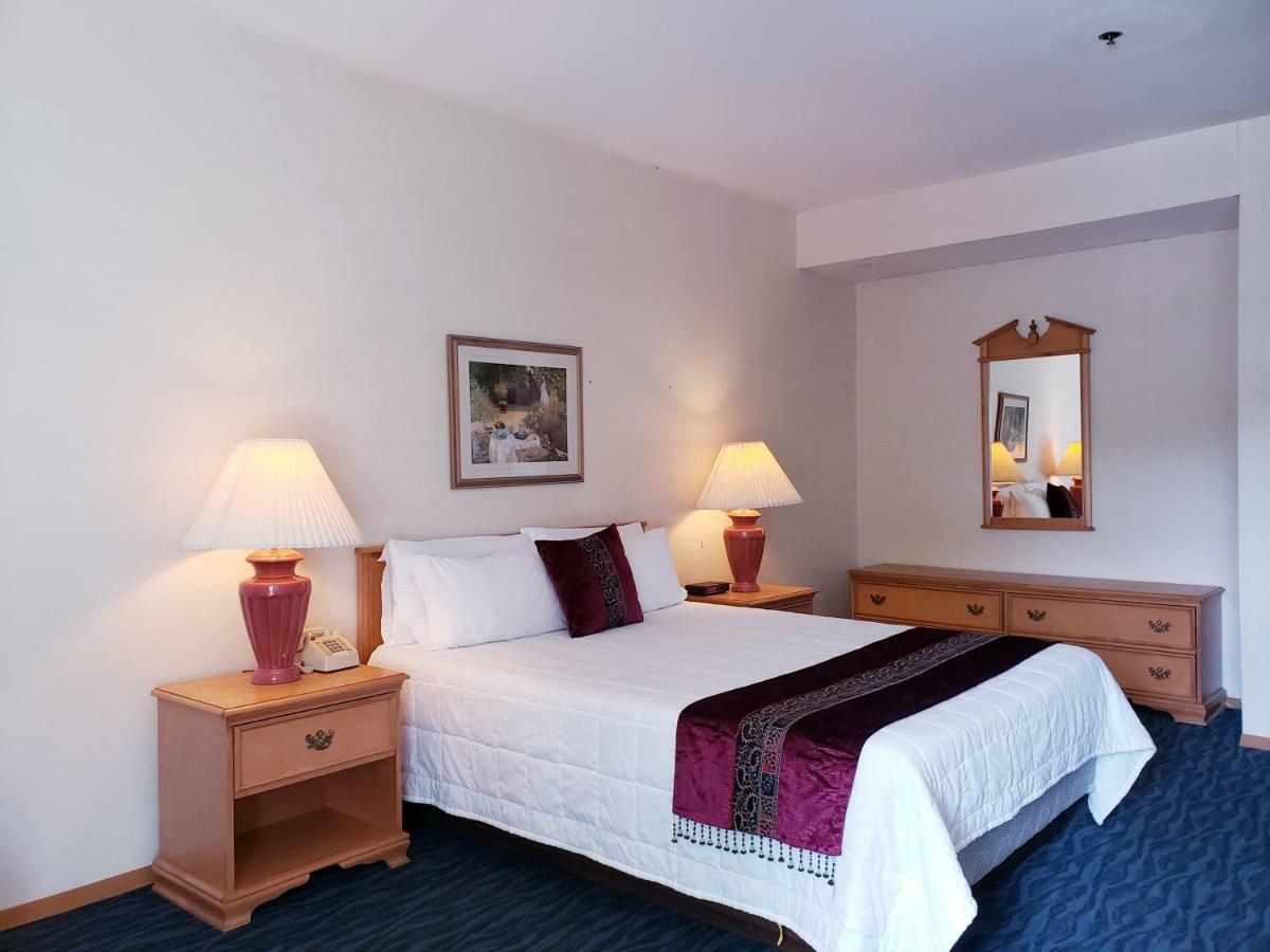 Totem Lake Hotel Kirkland Dış mekan fotoğraf